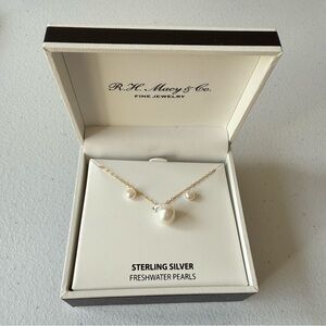 RH Macy & Co NWT Sterling Silver natural Pearl Necklace and earrings set